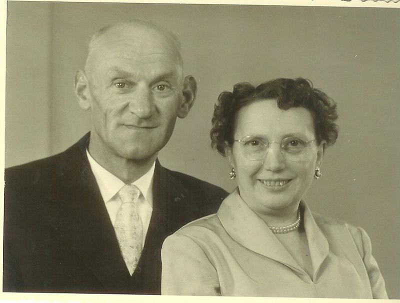 omekeesvanrossumentantelenaportrait.jpg